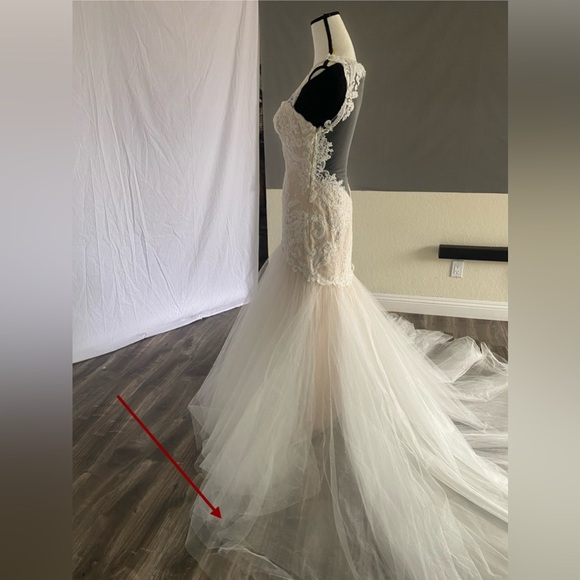 Giselle #14700 size 4 Fit & Flare illusion back sample floor Dress - Picture 11 of 16